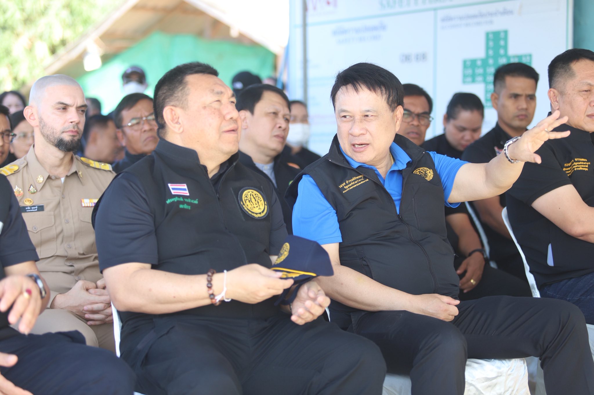 title - ข่าวดีชาวกระบี่ รมช.เกษตรฯ ลงพื้นที่ติดตามโปรเจกต์ยักษ์ ส.ป.ก. เร่งพัฒนาโครงสร้างพื้นฐานแปลงพื้นที่เป้าหมาย คทช. ในเขตปฏิรูปที่ดิน กว่า 4,300 ไร่ มุ่งสร้างอาชีพอย่างยั่งยืน